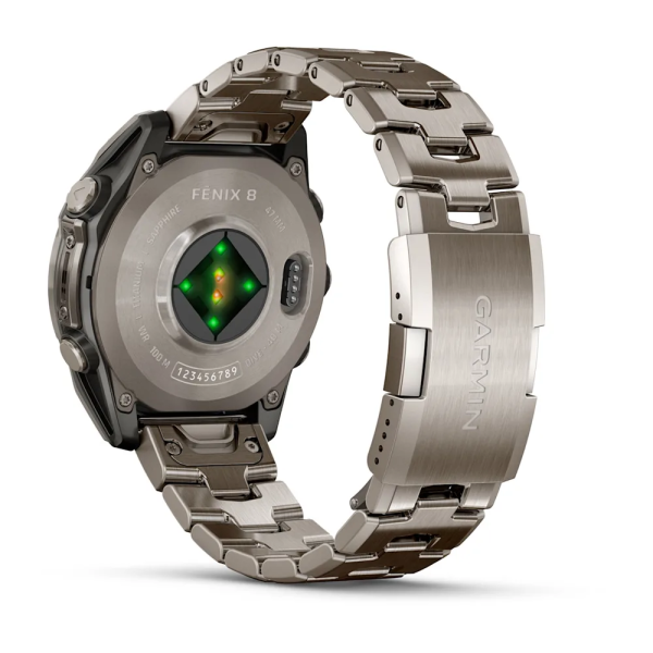 Garmin Fenix 8 – 47 mm AMOLED Sapphire Titanyum Vented Titanyum Kayışlı